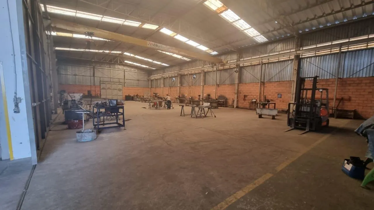 Imagem Barracão de 1498,40m² no Éden - Sorocaba