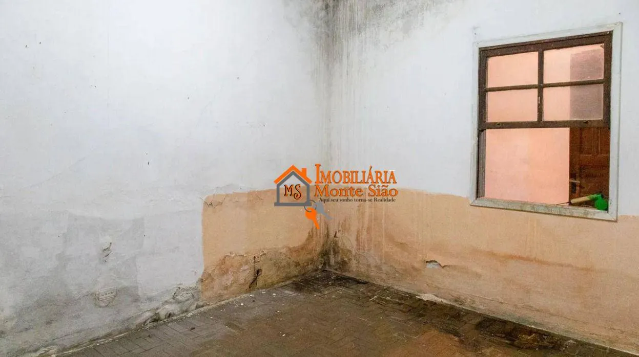Imagem Casa com 3 dormitórios à venda, 240 m² por R$ 675.000 - Vila Augusta - Guarulhos/SP