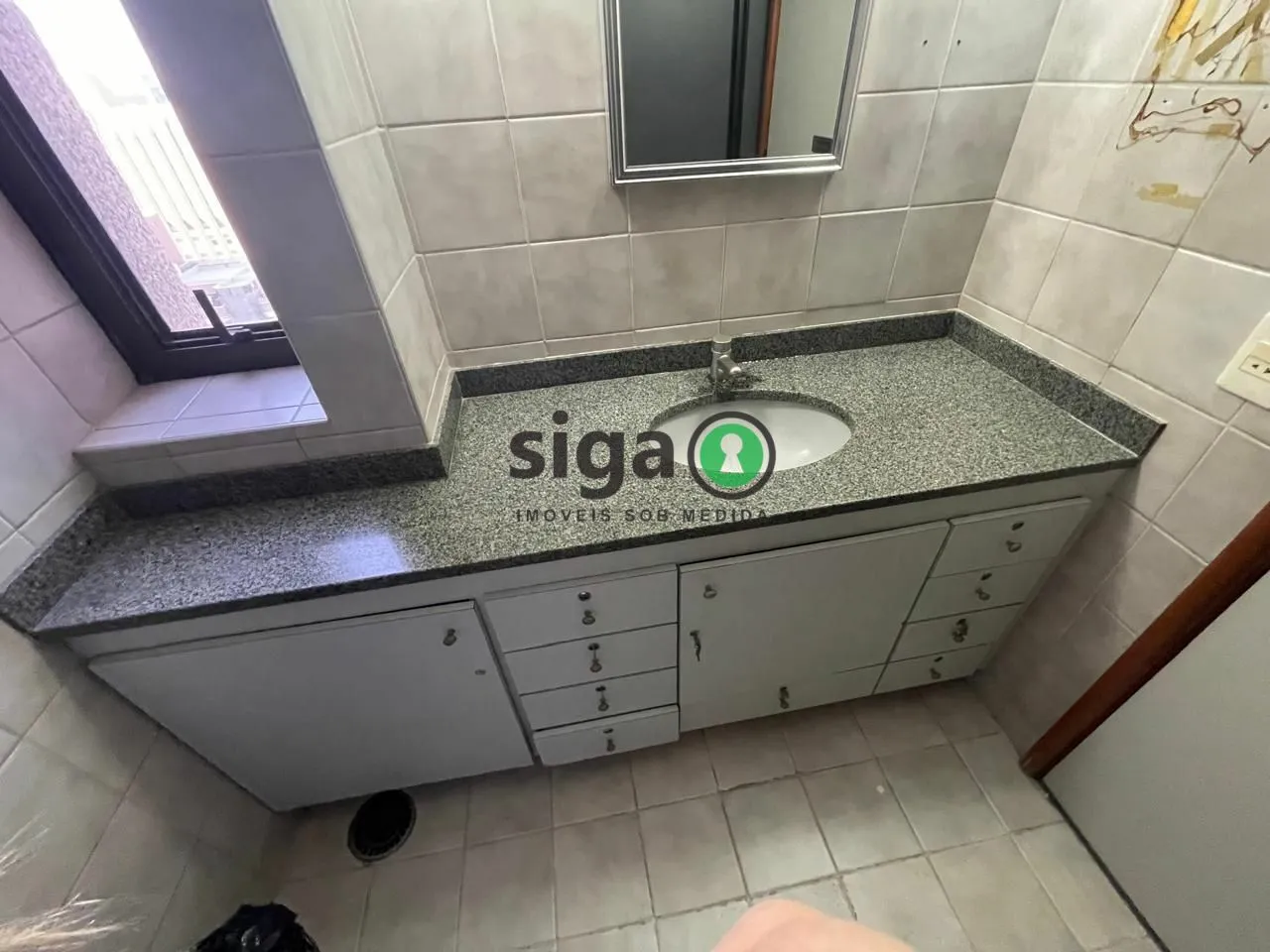 Imagem Conjunto de salas para alugar na Cidade Monções com 4 vagas por conjunto;