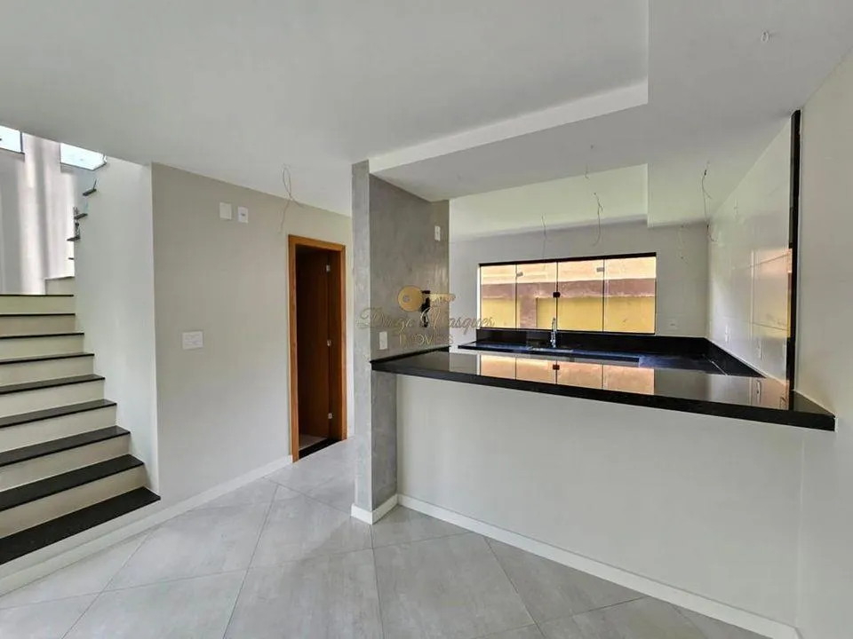 Imagem Casa em Condomínio para Venda em Teresópolis / RJ no bairro Nossa Senhora de Fátima