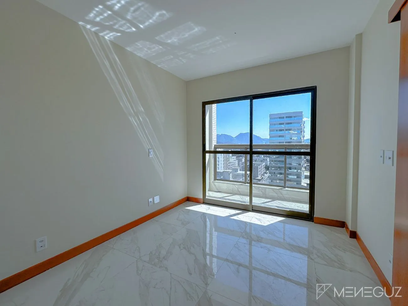 Imagem Apartamento 3 quartos a venda na quadra do mar da Praia do Morro