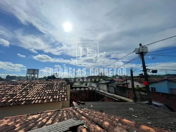 Imagem Casa + 2 quitinetes, piscina, terraço, vg, 5qts, 3wcs, quintal e área de serviço