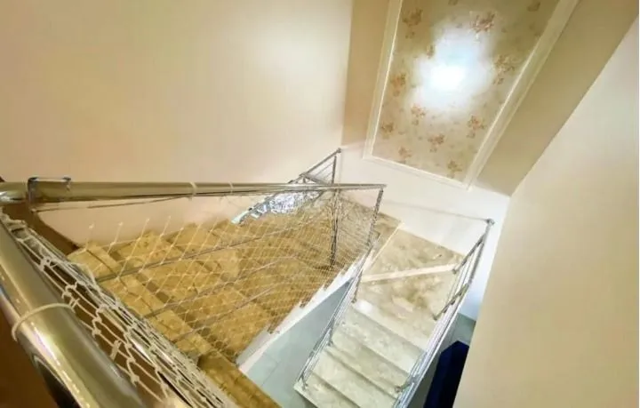Imagem Sobrado 233m² 05 dormitórios, 04 vagas, no Bairro Moinhos de Vento em Canoas