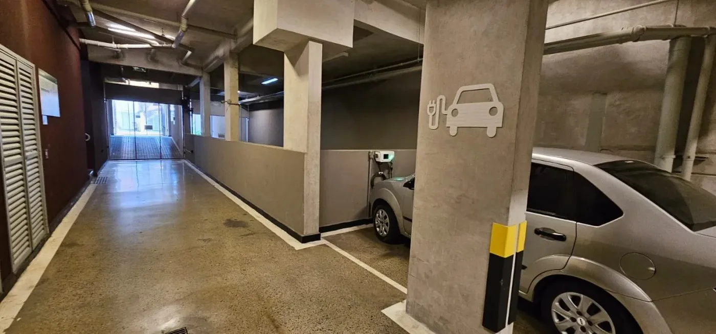 Imagem Apartamento para Venda em São Paulo, Pinheiros, 1 dormitório, 1 banheiro, 2 vagas