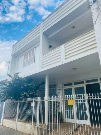 Foto do imóvel Casa com 4 dormitórios à venda, 247 m² por R$ 900.000,00 - Centro - Itajubá/MG
