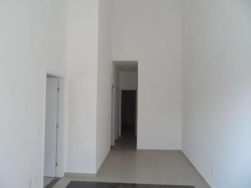 Imagem ÓTIMA CASA EM CONDOMÍNIO FECHADO NA REGIÃO DO WANEL VILLE