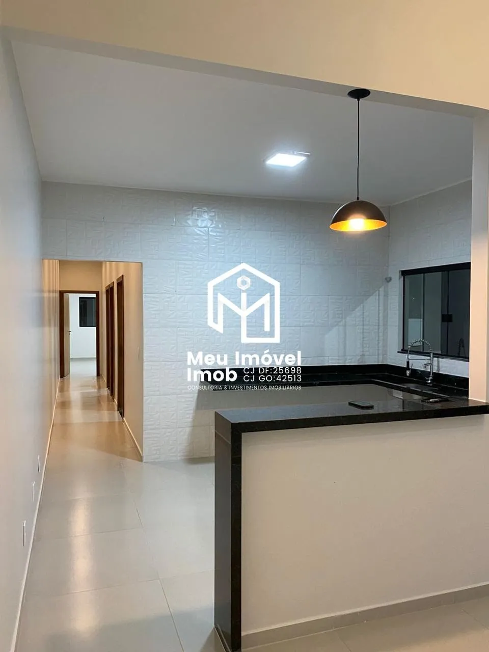 Imagem Casa 03 Quartos 1 Suíte 3 Vagas 120m² Luziânia/GO