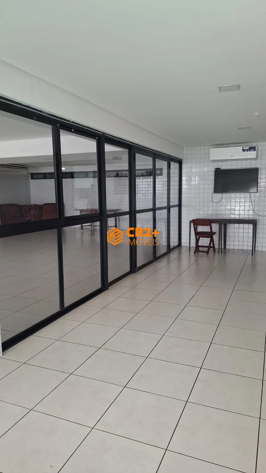Imagem Vendo apartamento 63m2, 2 quarto 1 suíte, andar alto Reformado