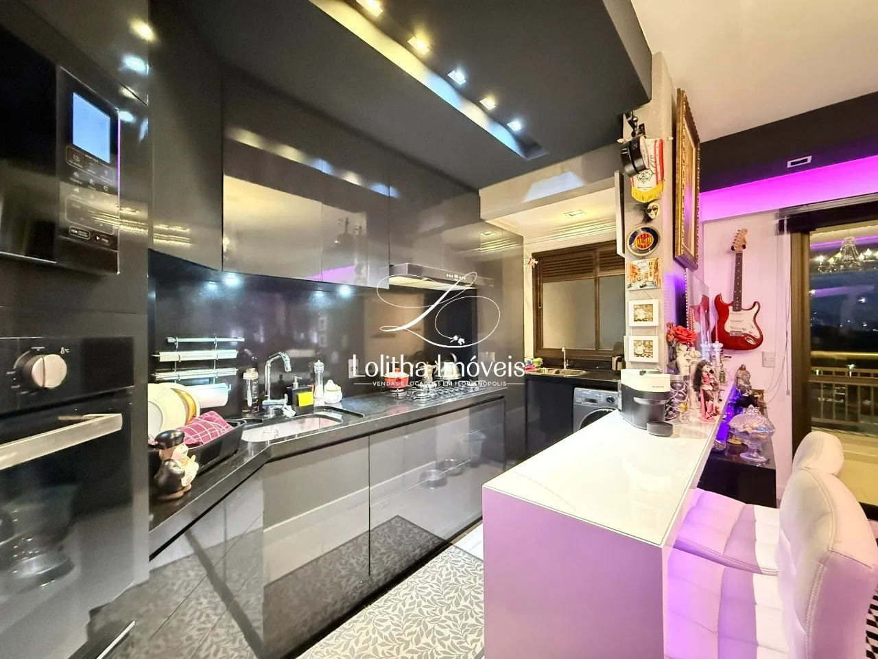 Imagem APARTAMENTO DE 2 DORMITÓRIOS, SENDO 1 SUÍTE À VENDA NO ITACORUBI - FLORIANÓPOLIS/SC
