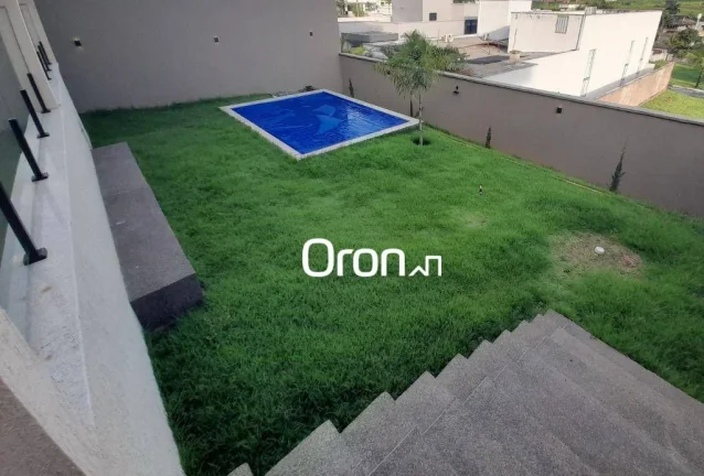 Imagem Sobrado à venda, 232 m² por R$ 1.100.000,00 - Cond Vale Verde - Senador Canedo/GO