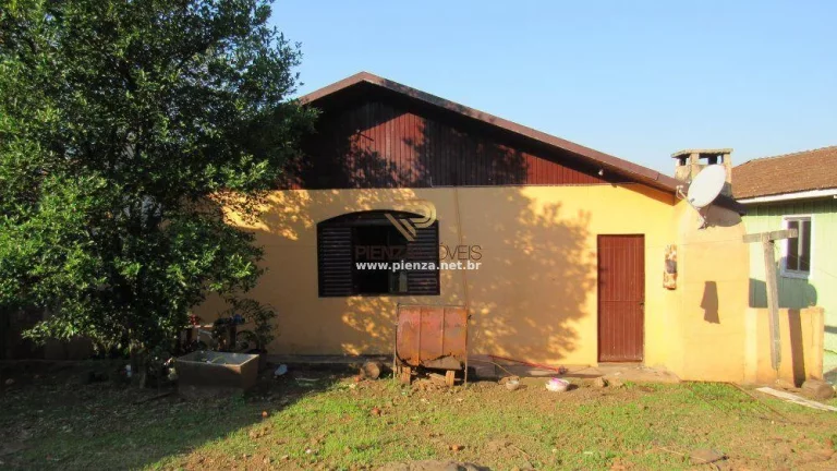 Imagem Casa para Venda em Concórdia, Petrópolis, 3 dormitórios
