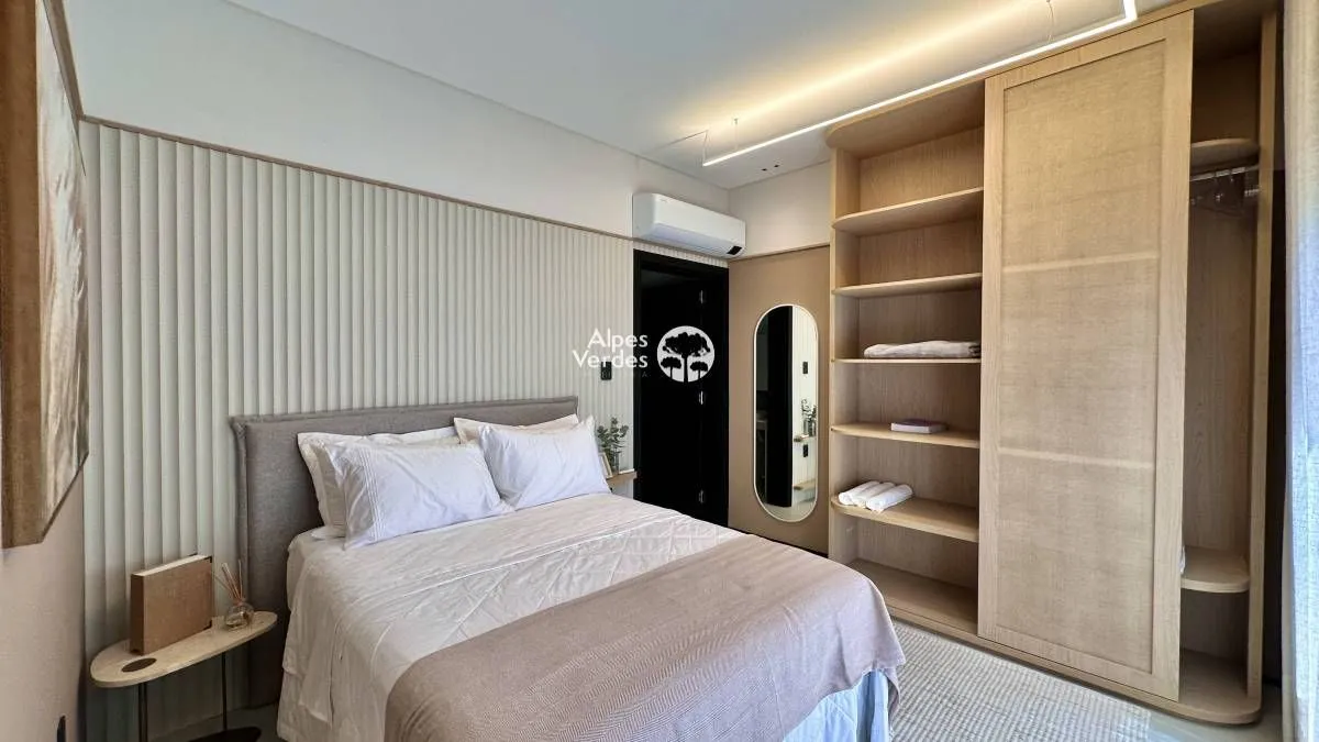 Imagem Vende-se casa prox a beira mar em Xangri-lá - 5 Quartos- Valor R$ 12.827.000,00