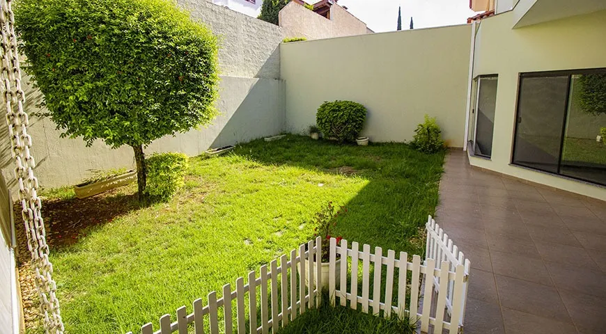 Imagem Excelente Sobrado no Residencial Granja Olga 1