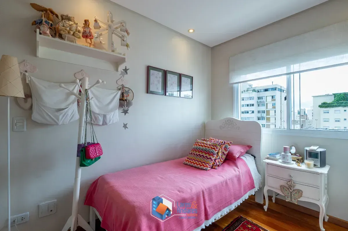 Imagem Apartamento para venda em Itaim Bibi com 3 quartos, sendo 1 suíte, 132m²