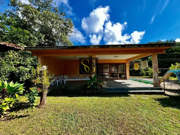 Imagem Casa para Venda em Teresópolis, Albuquerque, 3 dormitórios, 1 suíte, 2 banheiros, 3 vagas