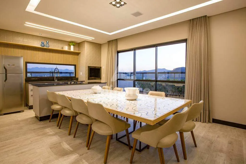 Imagem Apartamento à venda com 2 quartos 1 suíte, 72,05m² em Kobrasol São José