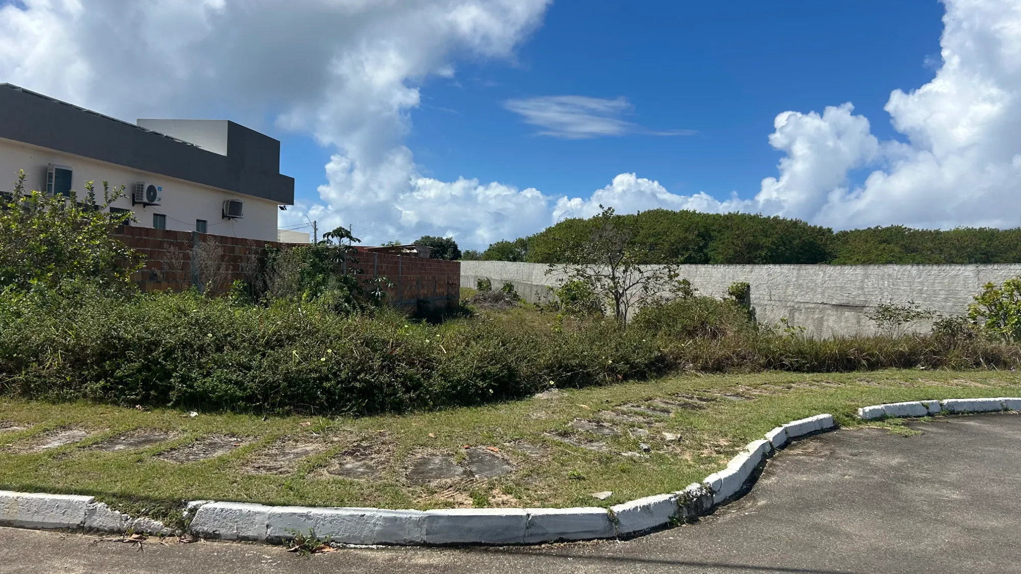 Imagem Terreno à Venda, 1.000 m² em Barra do Jacuípe - Camaçari