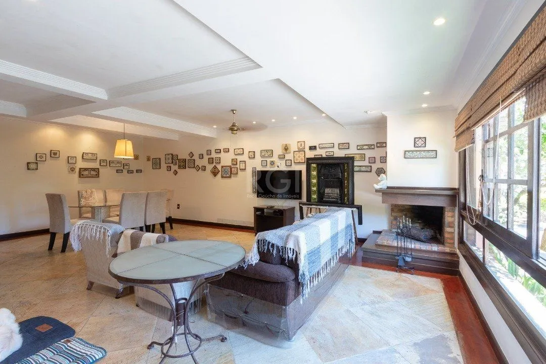 Imagem Casa Condominio para Venda - 331.2m², 4 dormitórios, sendo 4 suites, 2 vagas - Tristeza