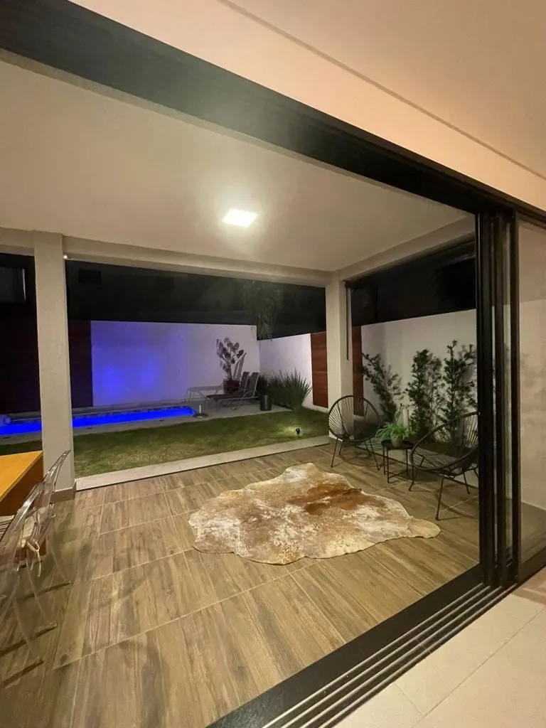 Imagem Casa à venda 3 Quartos, 3 Suites, 2 Vagas, 330M², Taubaté Village, Taubaté - SP | Condominio Taubaté Village