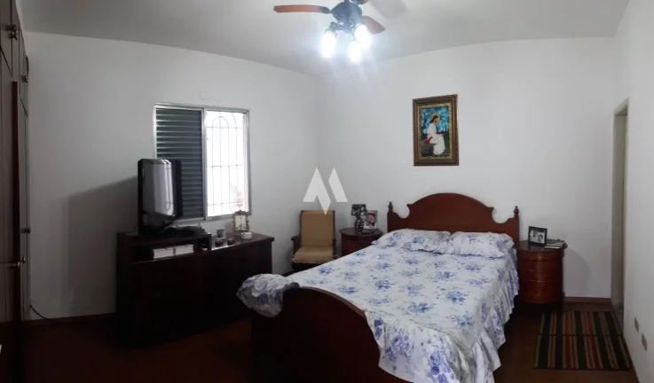 Imagem Casa à Venda no Centro de São Vicente– 307,73m², 4 Quartos, 1 Suíte, 4 Banheiros e Área de Festas