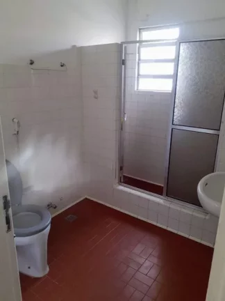 Casa Residencial em Rio das Ostras - RJ, Centro