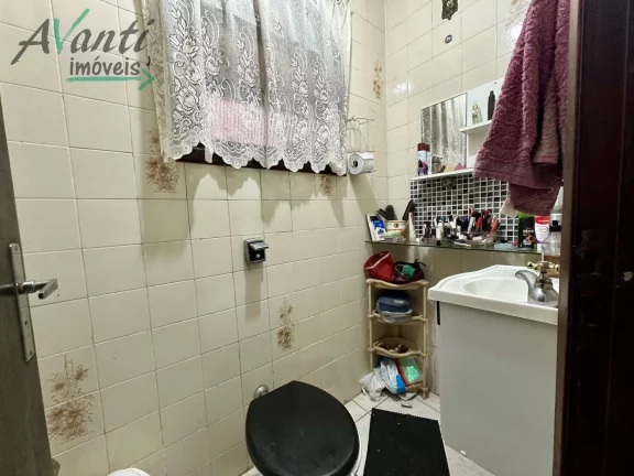 Imagem Casa à venda com 3 dormitórios e 2 vagas na Esplanada dos Barreiros, São Vicente – SP
