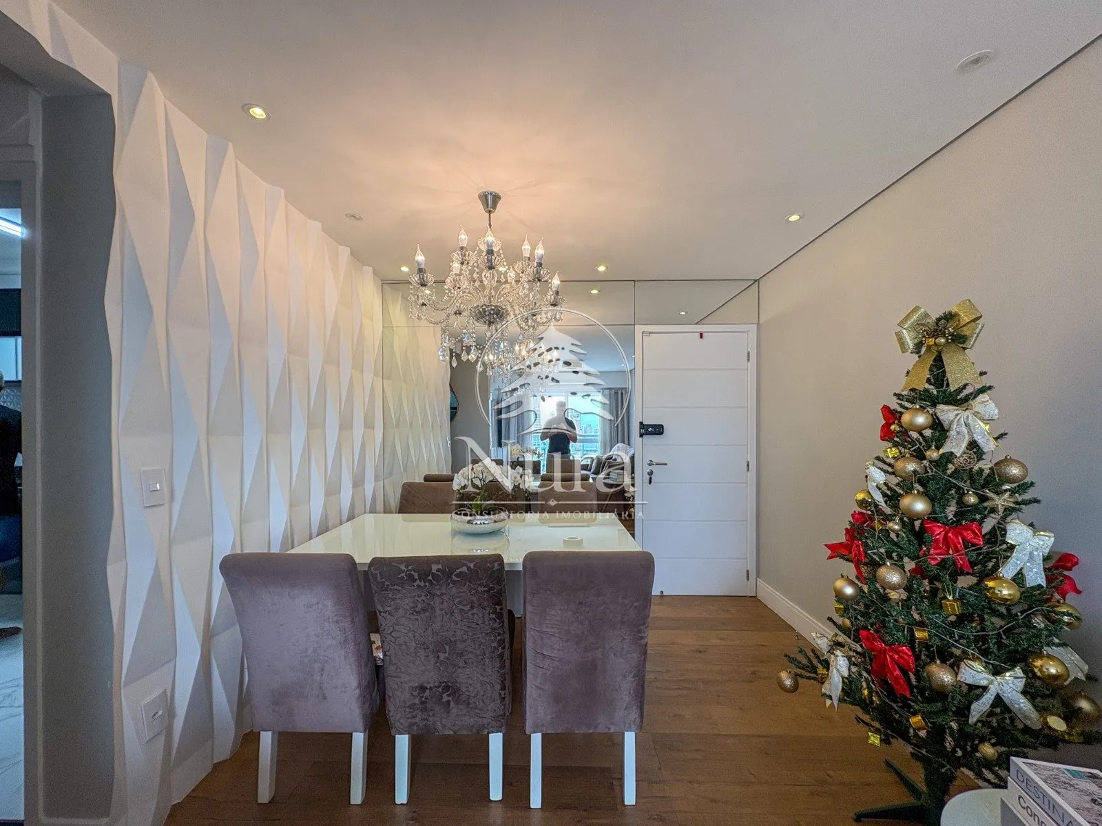 Imagem Apartamento de 2 quartos, 76m² no bairro Embaré, em Santos