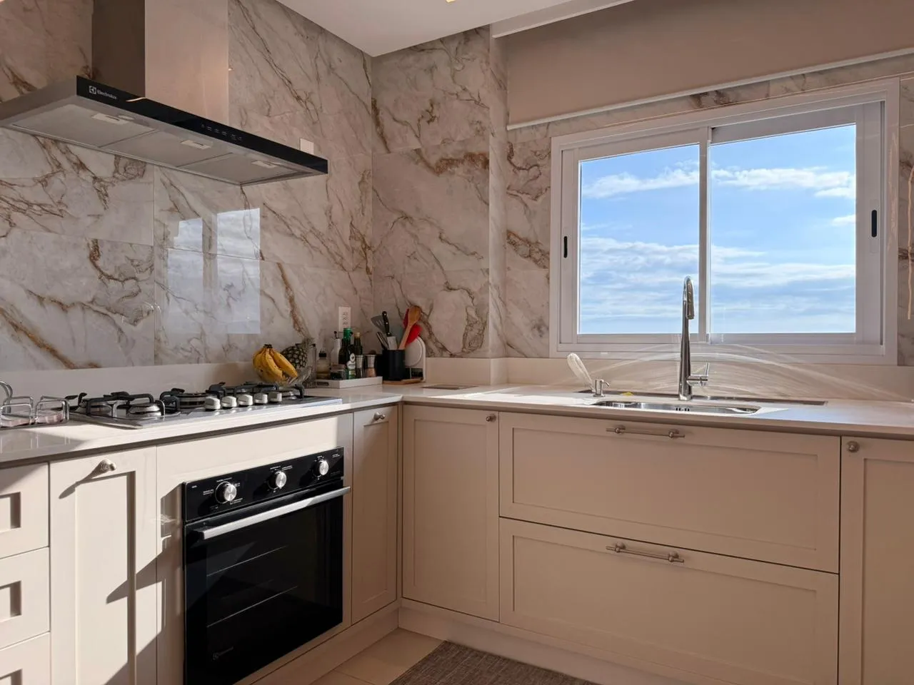 Imagem Apartamento com vista para o mar à venda com 292m2 por R$ 9.500.000,00