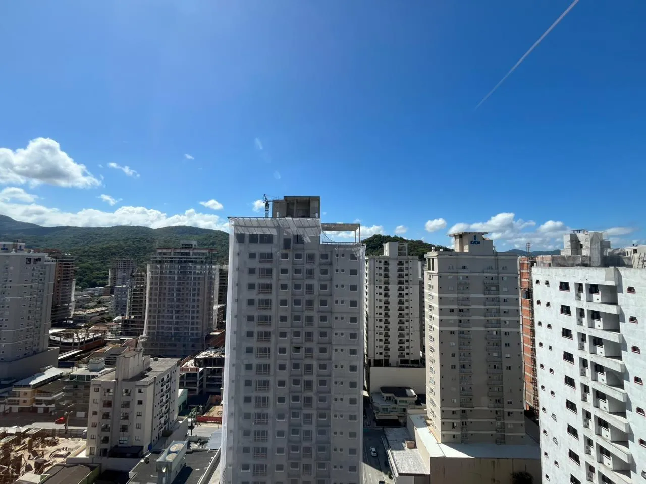 Imagem Apartamento com vista para o mar à venda com 70m2 por R$ 1.180.000,00
