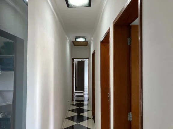 Imagem Casa com 3 dormitórios à venda, 204 m² por R$ 650.000,00 - Vila Urupês - Suzano/SP