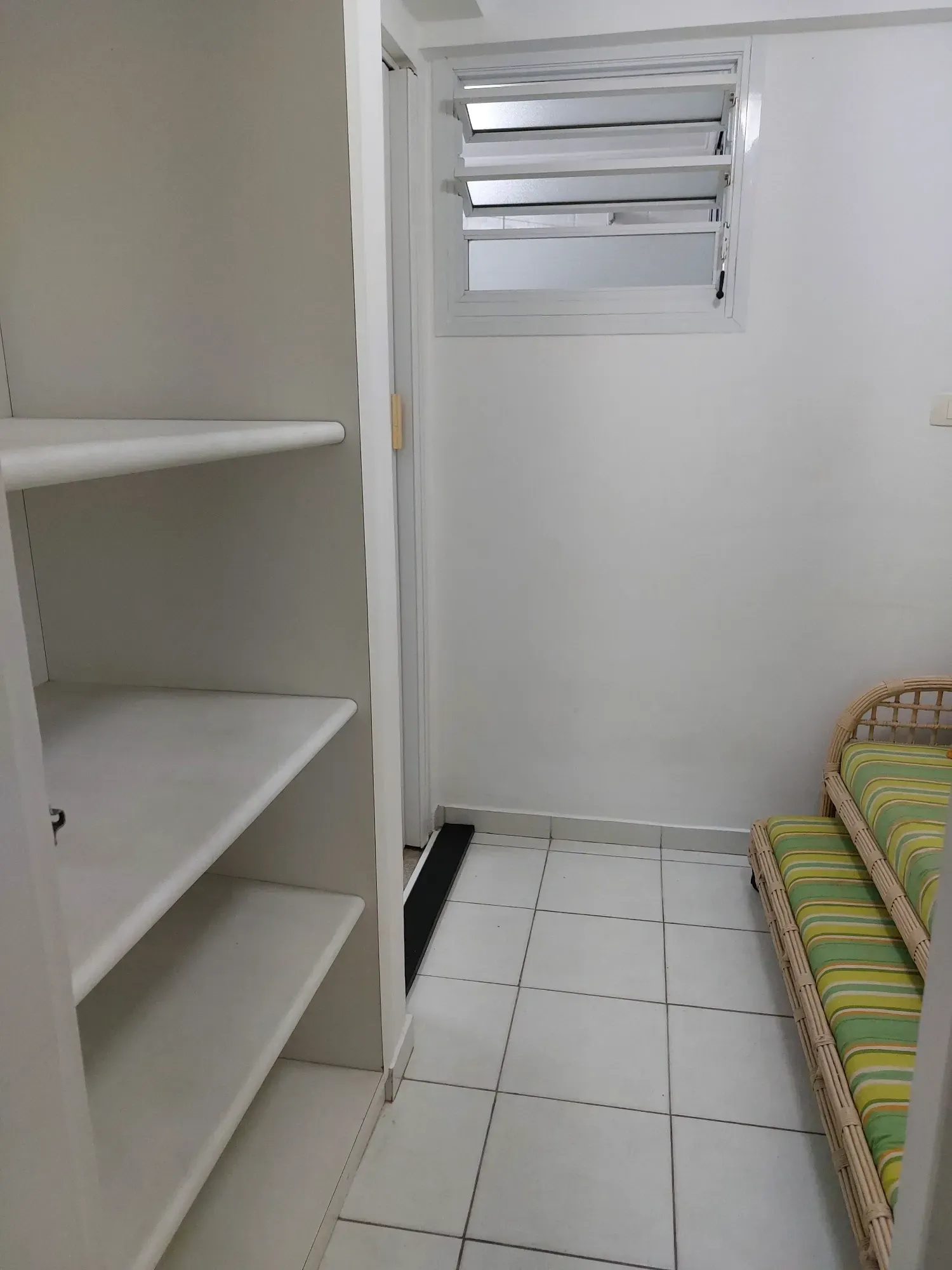 Imagem Apartamento com 4 Quartos à Venda, 113 m² em Pitangueiras - Guarujá
