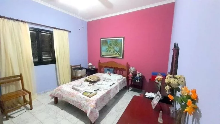 Imagem BELISSIMA CASA NO CENTRO DA CIDADE EM LOCAL TRANQUILO E PERTO DA PRAIA