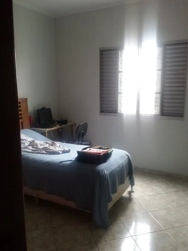 Imagem Comercial para locação 3 Quartos, 500M², Centro, Pindamonhangaba - SP