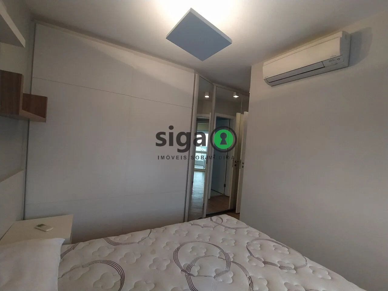 Imagem Apartamento de 100m² mobiliado para locação em Pinheiros - São Paulo/SP
