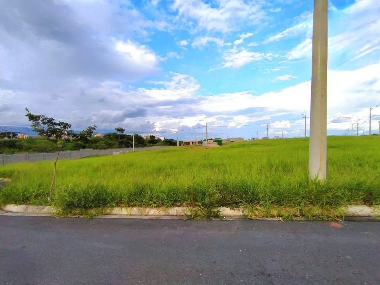 Foto do imóvel Terreno à venda 175M², Bosque da Imperatriz, Pindamonhangaba - SP | Condomínio Bosque da Imperatriz