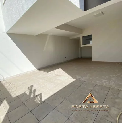 Imagem Casa Triplex 03 quartos sendo 01 suíte- Iguaçu - Ipatinga- cód 933