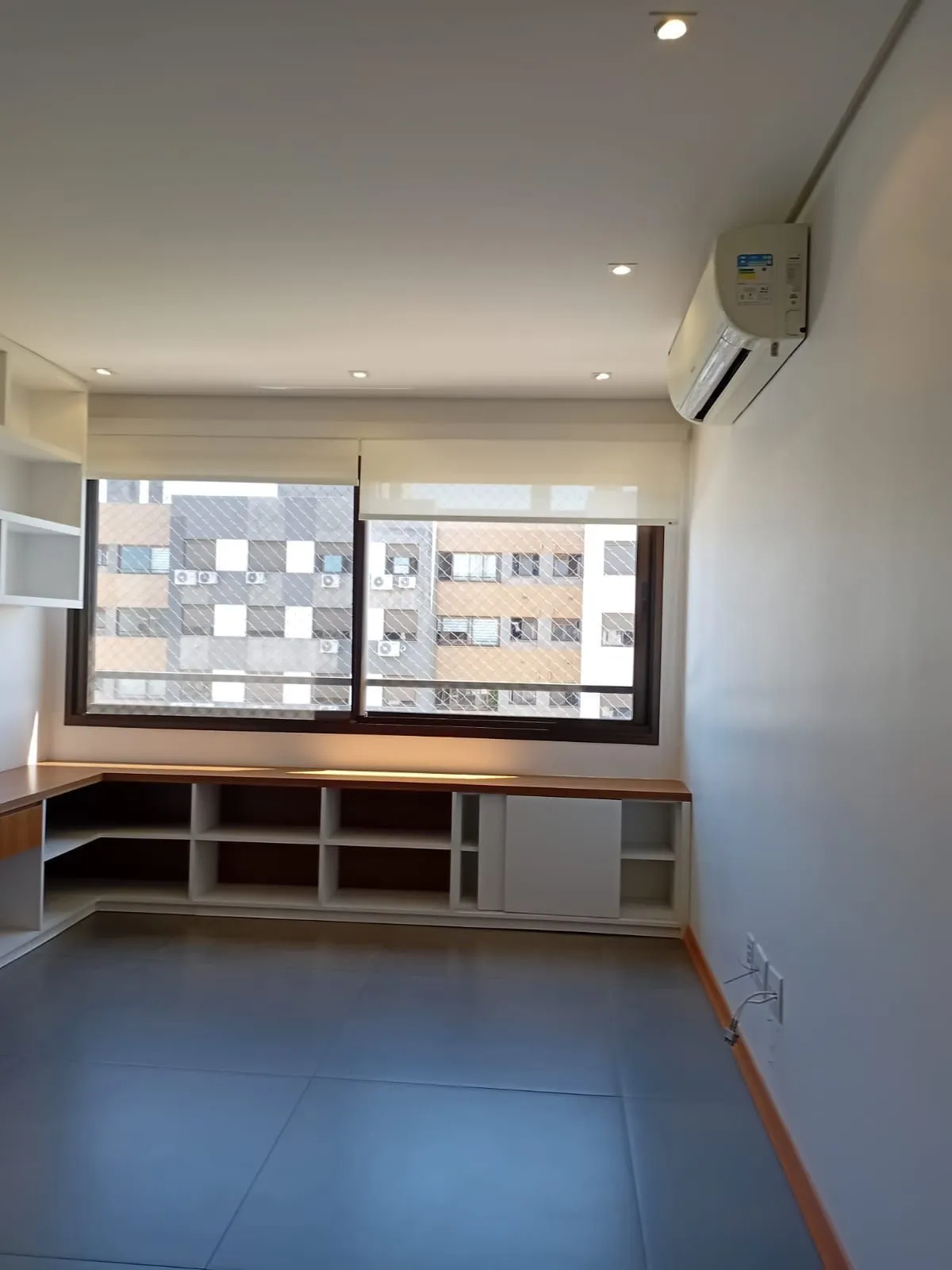 Imagem Apartamento 2 quartos, suíte, vaga coberta no bairro Camaquã em Porto Alegre/RS
