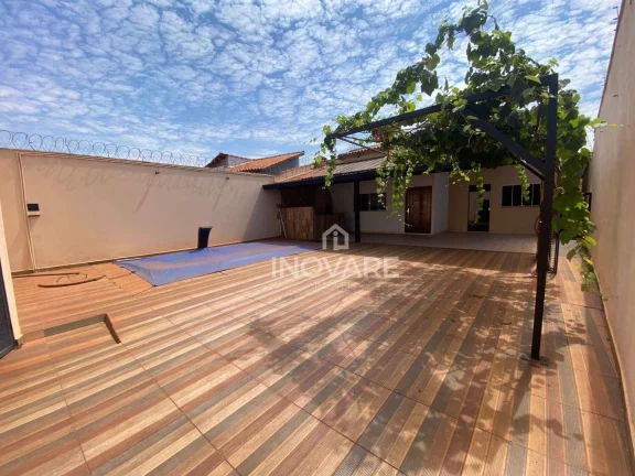 Foto do imóvel Casa com 2 dormitórios, 250 m² - venda por R$ 495.000,00 ou aluguel por R$ 2.800,00/mês - Sonho Verde - Itumbiara/GO