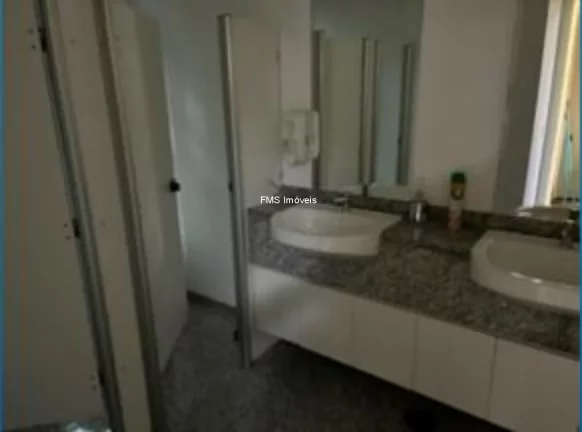 Imagem Andar Comercial de Alto Padrão com 10 Vagas de Garagem na Vila Olímpia, São Paulo-SP