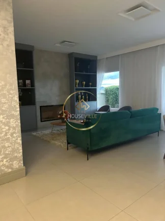 Imagem Casa Sobrado, 5 Dormitórios ( 4 suítes), 525m², Condomínio Alphaville, Sjc.