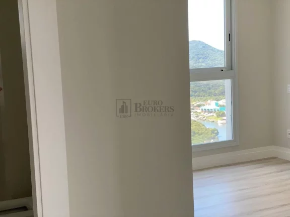 Imagem Excelente apartamento frente mar em Balneário Camboriú.