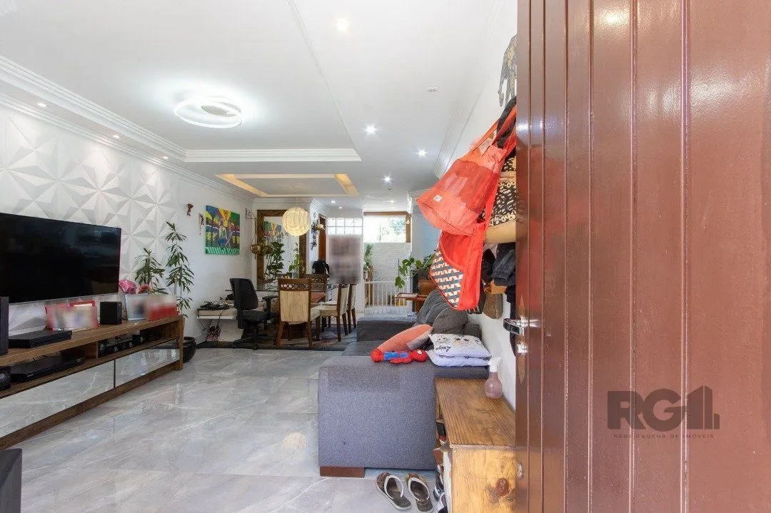 Imagem Casa Condominio para Venda - 139m², 3 quartos, 1 suite, 1 vaga - Cavalhada