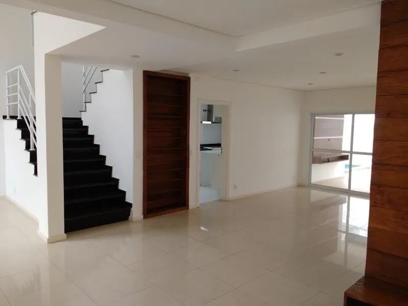 Imagem De R$2.000.000 Por Apenas R$1.800.000 Casa de alto padrão no Cond. Mont Blanc, Conforto, Estilo e Sofisticação na Zona Sul de Sorocaba.