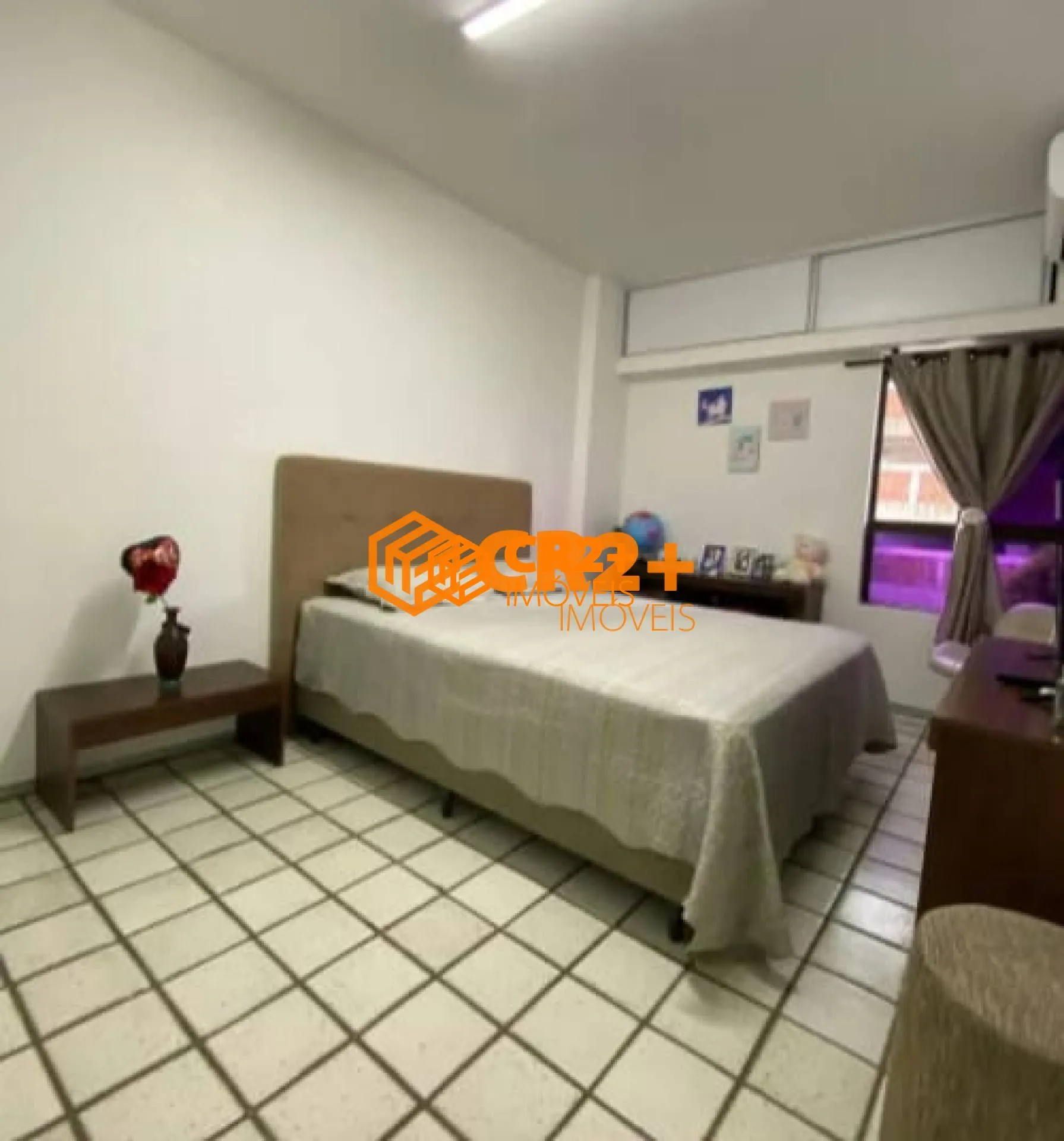 Imagem Apartamento a Venda 180m2 com 4 Quartos, 2 Suítes, em Candeias.