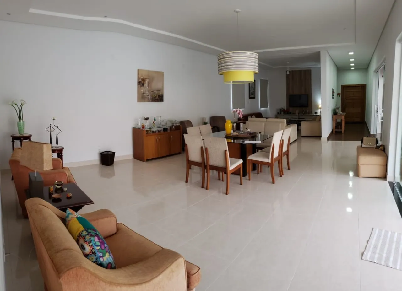 Imagem Casa à venda 3 Quartos, 3 Suites, 4 Vagas, 700M², Socorro, Pindamonhangaba - SP | COLONIAL VILLAGE