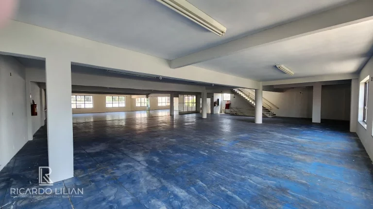 Imagem "Olha o Preço desse Imóvel!!!!! Prédio Comercial de 2558m² em Guarulhos: Ideal para Diversos Negócios!"