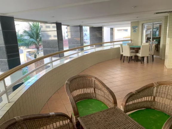 Imagem Apartamento aconchegante com 2 quartos, 2 suítes e localização estratégica, a 200 metros da praia, á venda na Imobiliaria Consulte Imoveis.