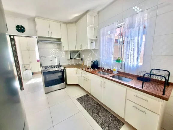 Imagem Casa à venda, RUA JOÃO RIBEIRO, bairro Jardim Veloso em Osasco, 219m², 02 dormitórios, 01 suíte, 01 vaga