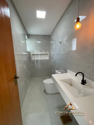 Imagem Casa com piscina no bairro das Fontes - Cód. 797
