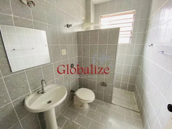Imagem 3 Dormitórios em uma das melhores localizações no Gonzaga em Santos. R$ 430.000,00